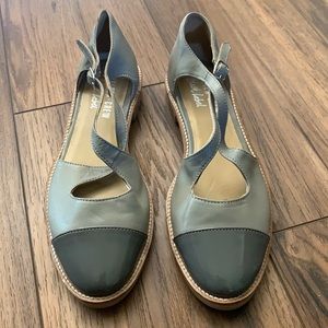 Chelsea Crew Black Label gray buckle flats